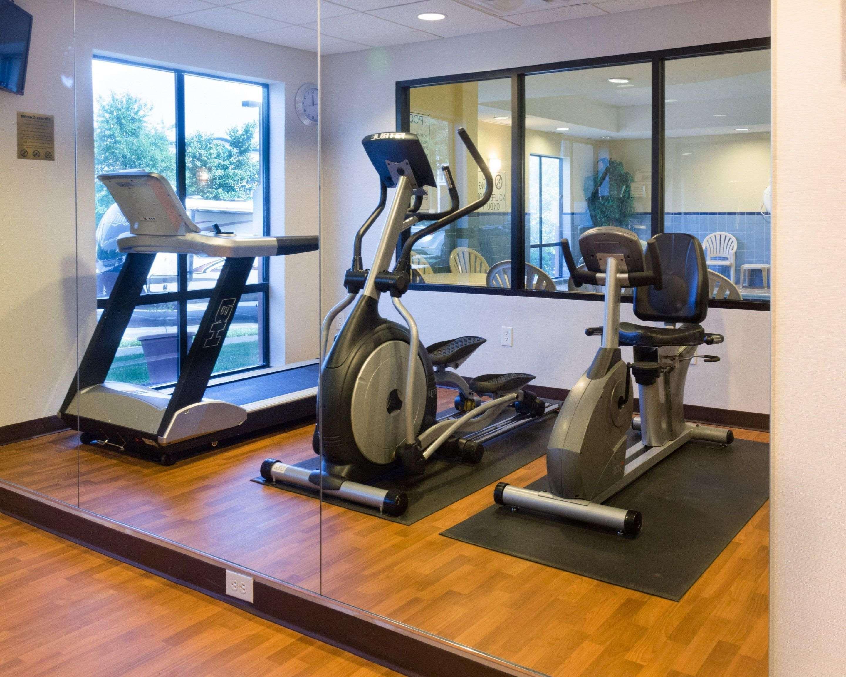 Comfort Suites Fredericksburg North Экстерьер фото